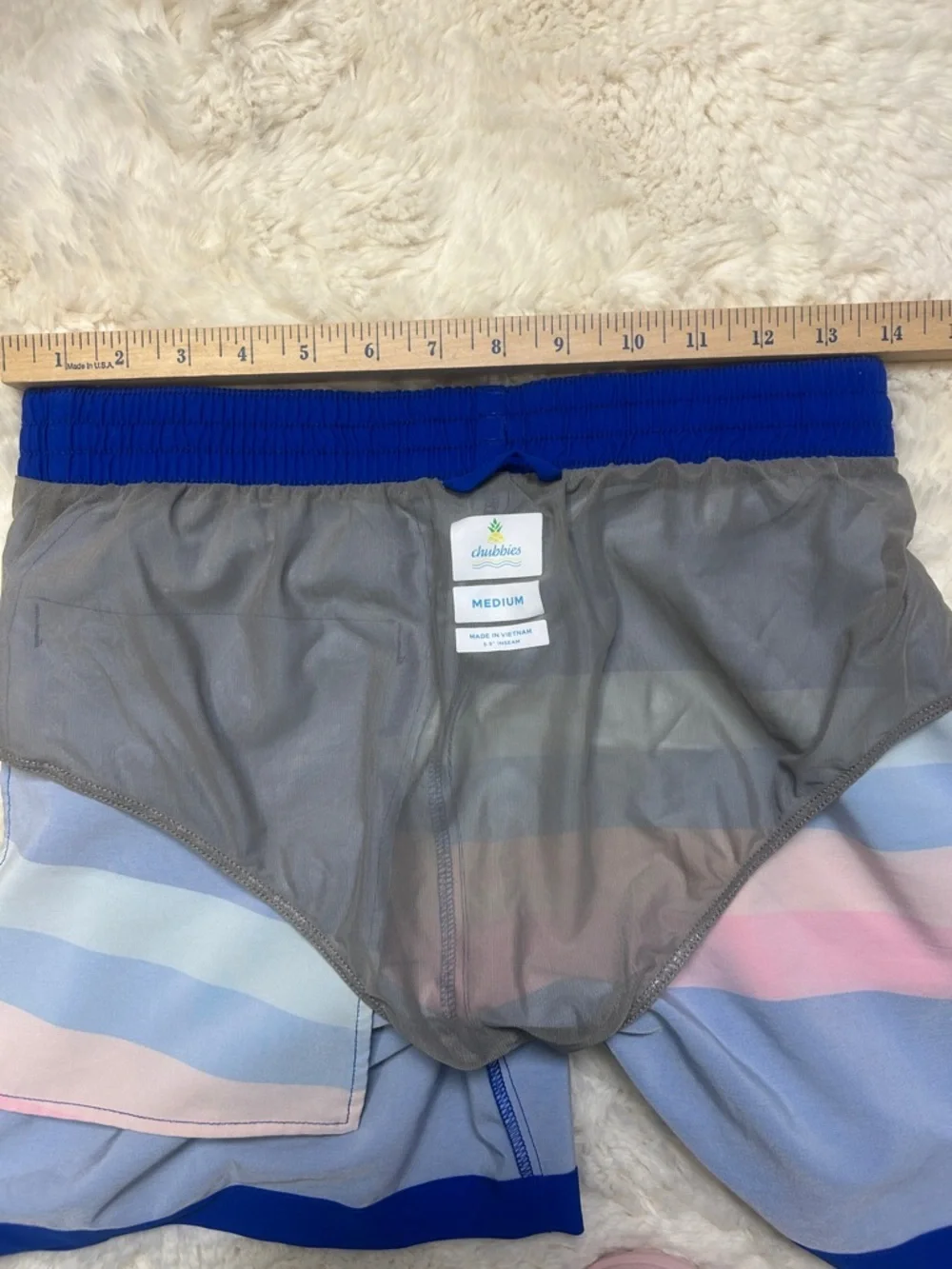 Chubbies Boy’s Striped Swim Trunks Size M with Pockets